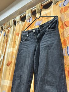 Black Jeans