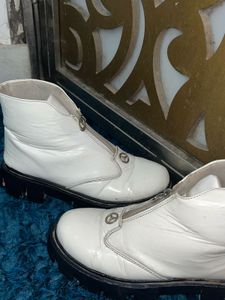 White Boats