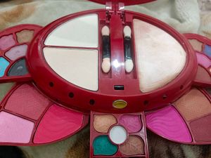 Makeup Palette Set
