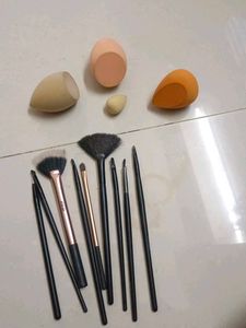Branded Makeup Brushes And Beauty Blender