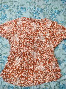 Floral Clinched Waist Mustard Top🧡