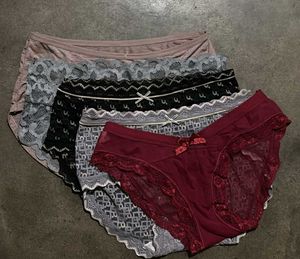 Lace Trim Panty Bundle - Size M/l Can Be Worn