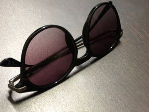 Stylish Black Round Sunglasses