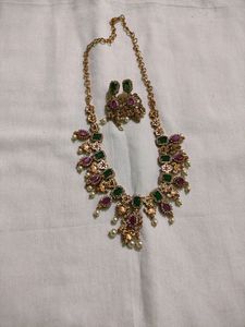 Premium Quality Necklace (TRENDING)