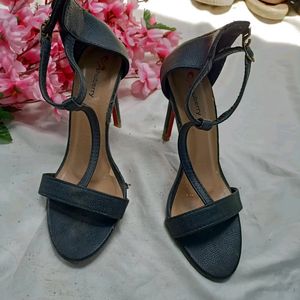 shuberry heels