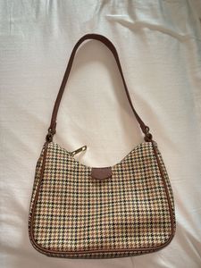 Houndstooth Shoulder Bag