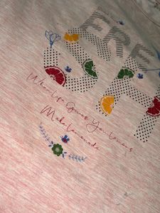 T- Shirt