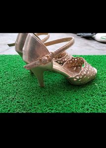 Golden Colour Heels