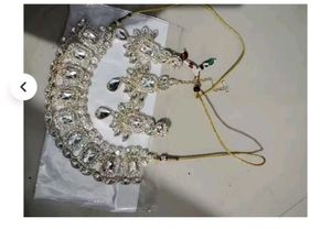 Sparkling Crystal Necklace Set