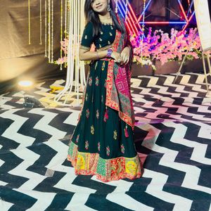 wedding style choli set