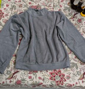 Grey Sweatshirt