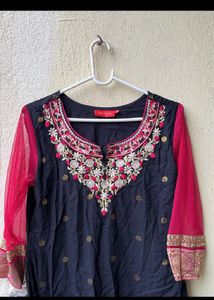 Navras Embroidered kurta ❤️
