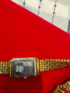 Lamex Golden Watche For Women