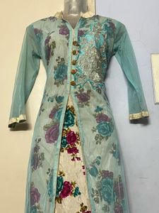 Floral Embroidered Kurta