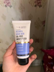 Kesar & Kojic Acid Oil Free Moisturizer