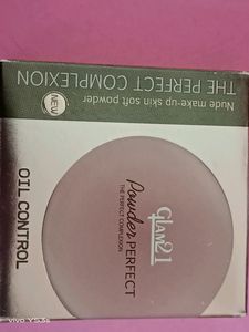 GLAM21 🎉🎉 COMPACT POWDER 🎉! Perfect Complexion