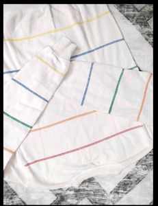 UNITED COLORS OF BENETTON SWEATSHIRT 🍂