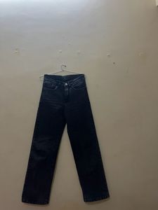 Straight Jeans
