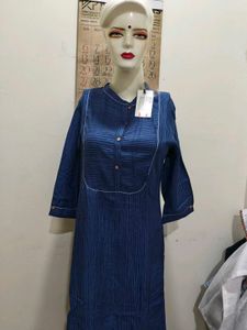 Elegant Blue Striped Kurta