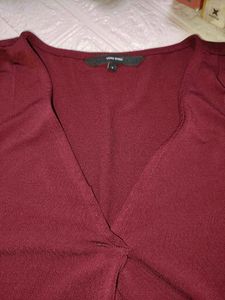 VERO MODA Sleeveless Deep V-Neck Top