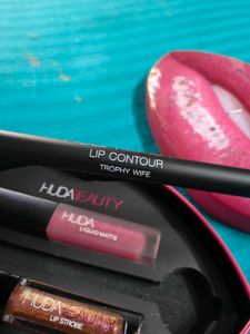 Huda Beauty Set