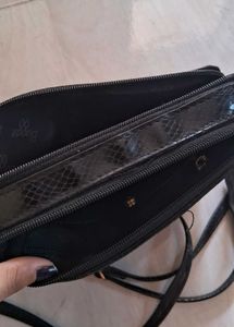 Baggit Women Sling Bag