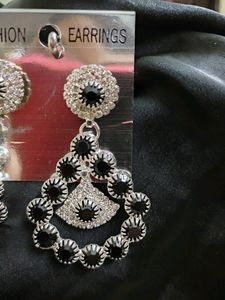 Black And White Earring
