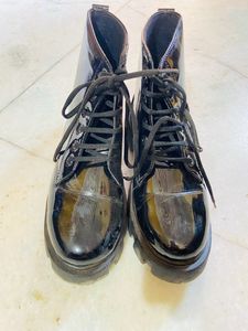 Black Boots