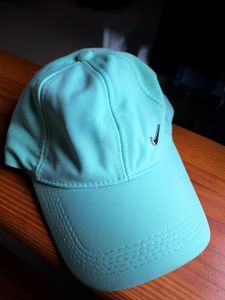 pista green cap