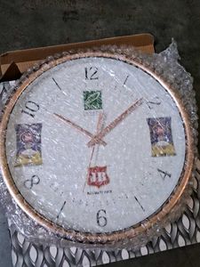 Wall Clock only for 200rs
