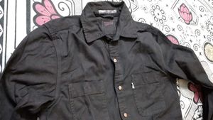 BLACK SHIRT