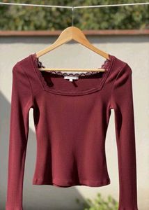 Imported Lace trim top 💮