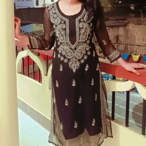 Black Chikankari Kurti With Inner. Size 40. BARGAIN AVAILABLE