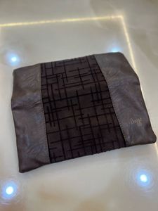 Baggit Pouch