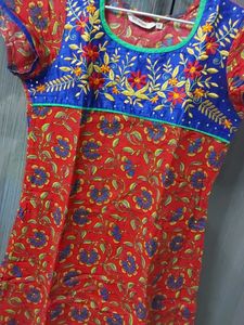 BRADED KURTI TAMATO COLOUR SIZE M