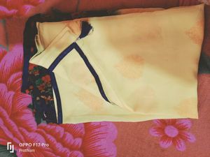 Yellow 💛 Colour Saree With Blouse