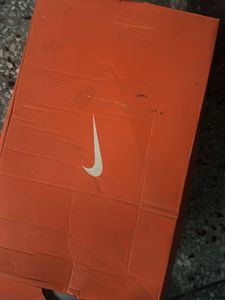 SALE‼️ NIKE JORDEN. (NEW) (fresh)