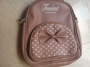 Cute Bagpack (12×10)