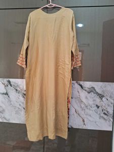 Elegant Embroidered Kashmiri Zari Work Kurta Set