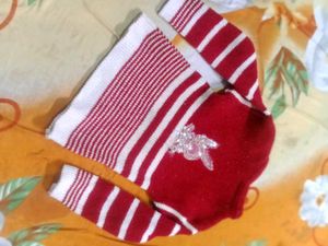 Cute Red &amp; White Striped Sweater