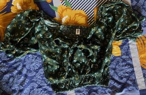 Zara Floral Puff Sleeve Crop Top