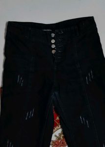 Distressed Wide Leg Jeans