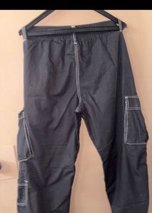 H&amp;M Trendy Cargo Trousers