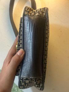 Authentic Tommy Hilfigr Bag