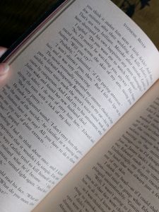 Twilight Series books - Breaking Dawn And New Moon COMBO !!!!!!