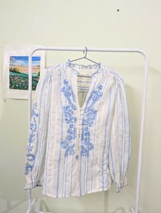 Maison123 Embroided Top