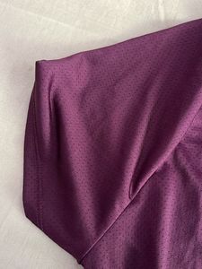 Women&#39;s Purple Workout Tee