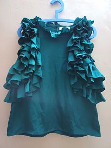 🎄Turquoise Ruffled Sleeve Top🎄
