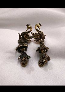 Assorted Earring Collection ( 8 Pairs)