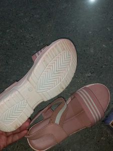 Sandal